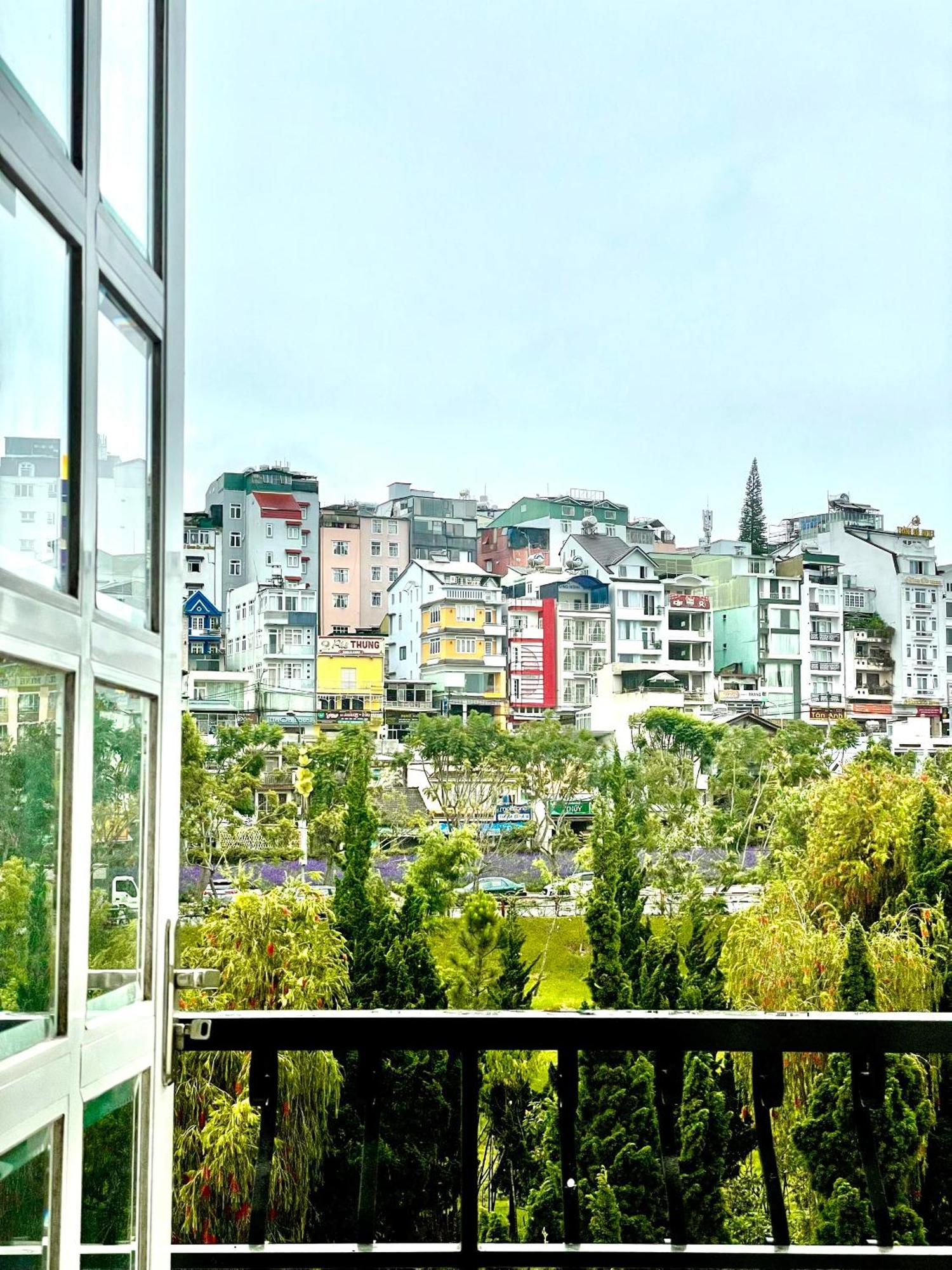 Phuong Vy Hotel Dalat Exteriör bild